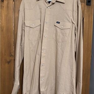 Men’s Wrangler pearl button shirt